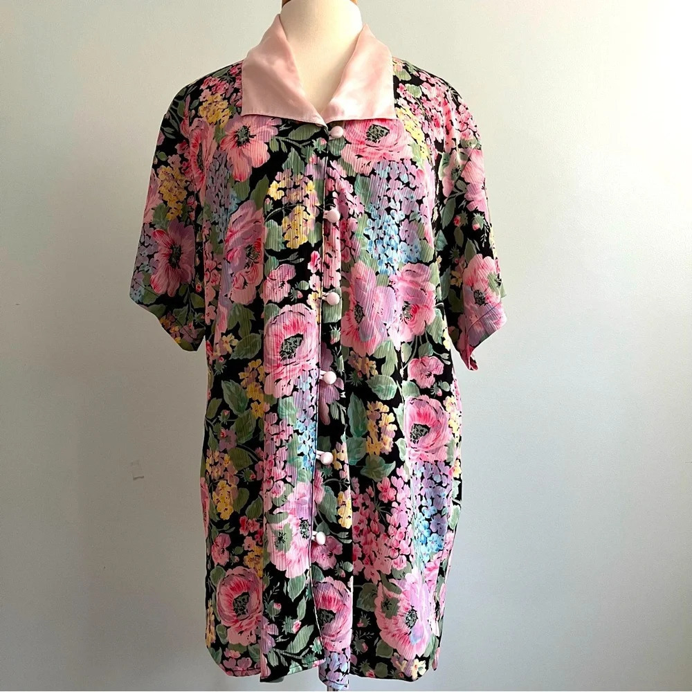 Vintage Victoria’s Secret  Gold Label Floral Pink Sleep Shirt / Night Gown  M/L